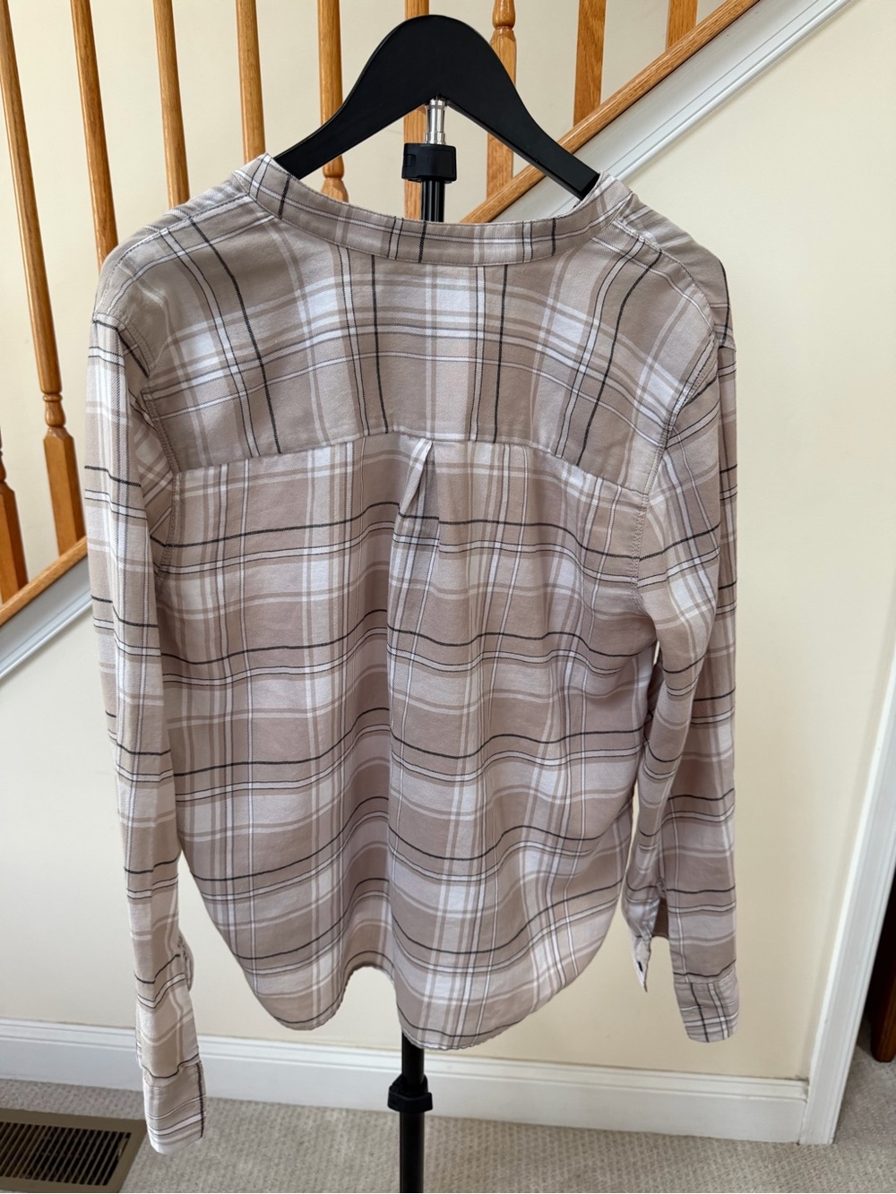 Calvin Klein Taupe & White Plaid V-Neck Long-Sleeve Blouse - Picture 3 of 5